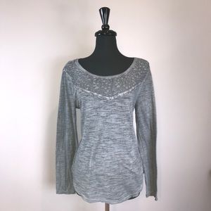 Eyeshadow gray blouse